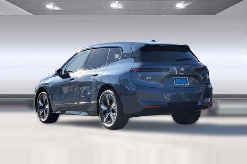 Arctic Race Blue Metallic 2026 BMW iX xDrive45