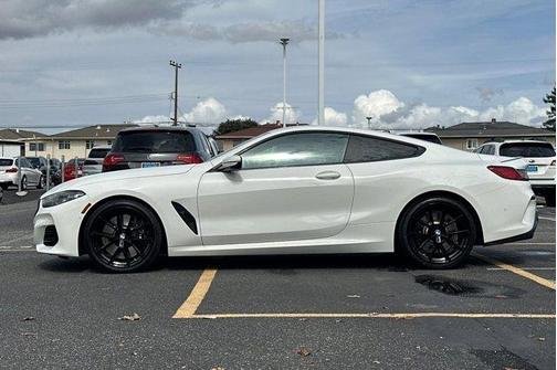2023 BMW 840 i