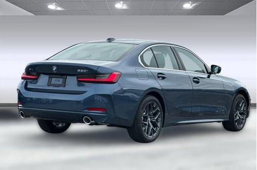 2025 BMW 330 i xDrive