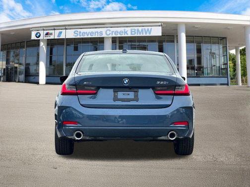 2025 BMW 330 i xDrive