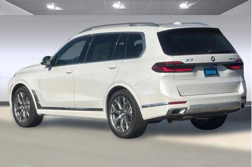 2026 BMW X7 xDrive40i