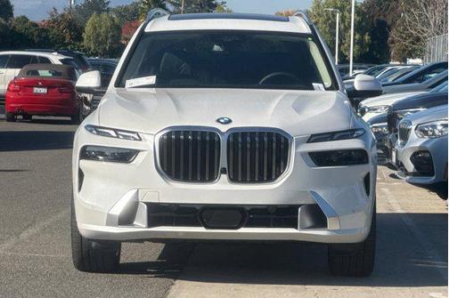 2026 BMW X7 xDrive40i