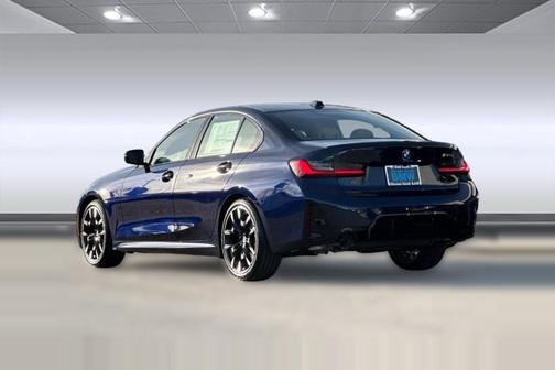 Tanzanite Blue II Metallic 2026 BMW 330 330i