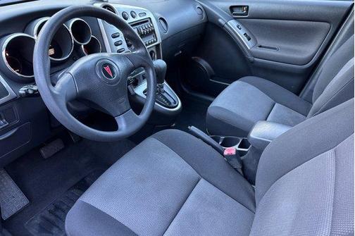 2008 Pontiac Vibe Base