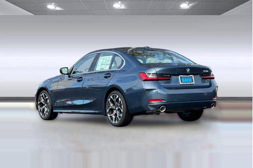 Arctic Race Blue Metallic 2026 BMW 330 330i