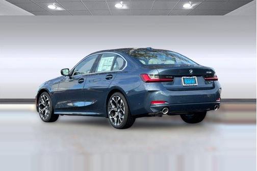 Arctic Race Blue Metallic 2026 BMW 330 330i