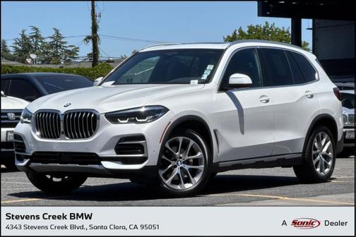 Mineral White Metallic 2023 BMW X5 xDrive40i