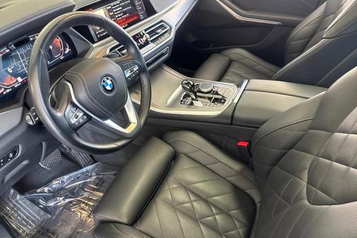Mineral White Metallic 2023 BMW X5 xDrive40i