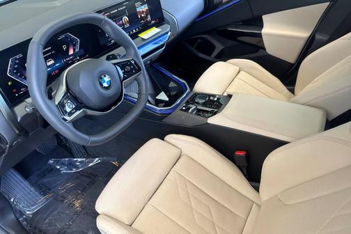 Mineral White Metallic 2026 BMW X3 30 xDrive