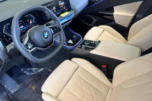 Mineral White Metallic 2026 BMW X3 30 xDrive