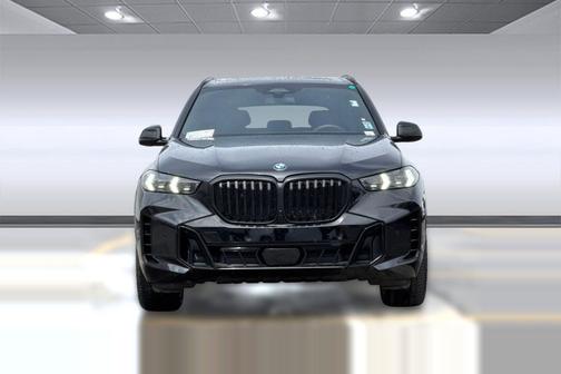 Black Sapphire Metallic 2024 BMW X5 sDrive40i