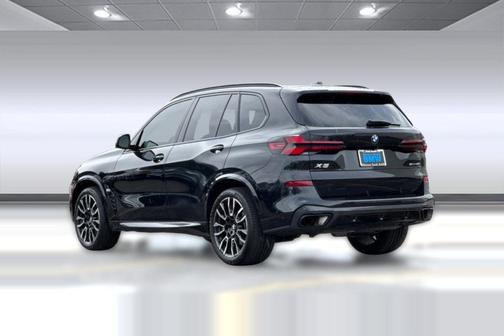 Black Sapphire Metallic 2024 BMW X5 sDrive40i