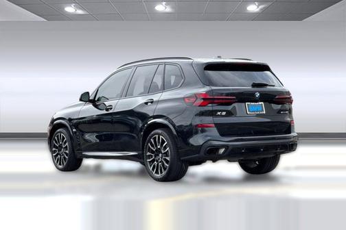 Black Sapphire Metallic 2024 BMW X5 sDrive40i