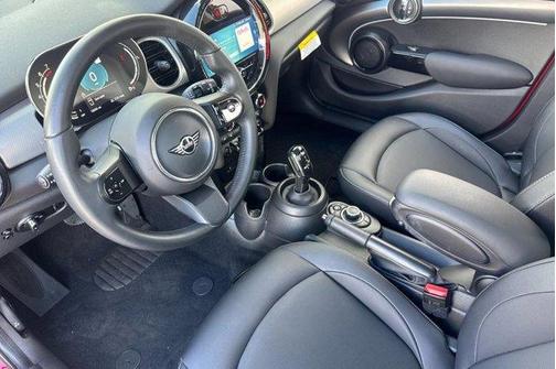 2023 MINI Hardtop Cooper