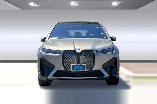 Oxide Grey Metallic 2025 BMW iX M60