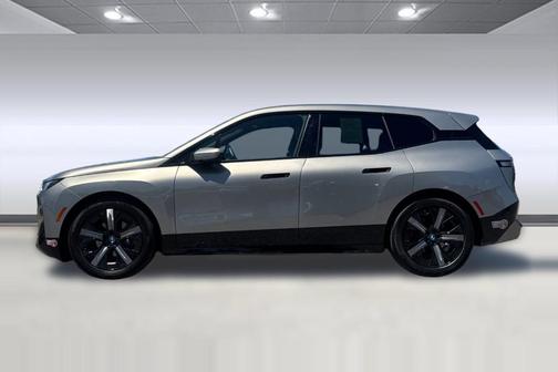Oxide Grey Metallic 2025 BMW iX M60