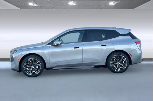 2026 BMW iX xDrive45