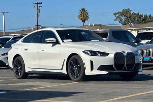 Mineral White Metallic 2025 BMW i4 Gran Coupe eDrive40