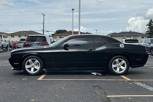 2012 Dodge Challenger SXT