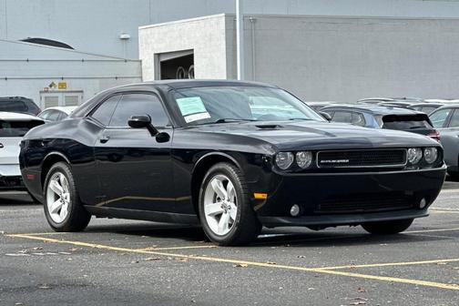 2012 Dodge Challenger SXT