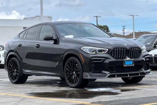 Black Sapphire Metallic 2023 BMW X6 M50i
