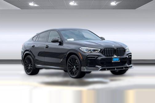 Black Sapphire Metallic 2023 BMW X6 M50i