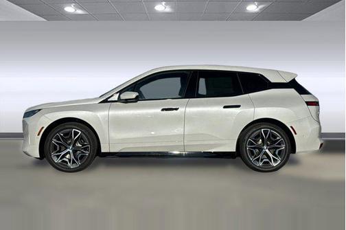2026 BMW iX xDrive45