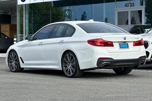 2018 BMW 540 540i
