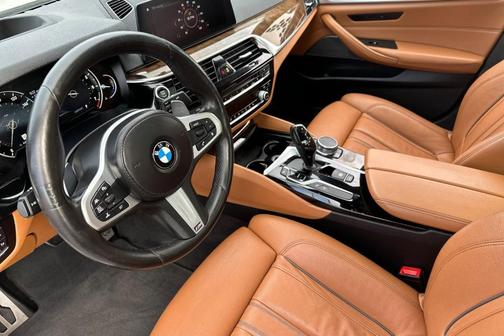 2018 BMW 540 540i