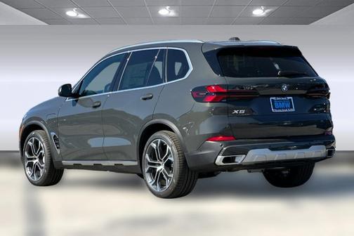 2026 BMW X5 PHEV xDrive50e