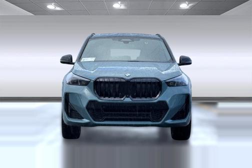 Cape York Green Metallic 2026 BMW X1 xDrive28i