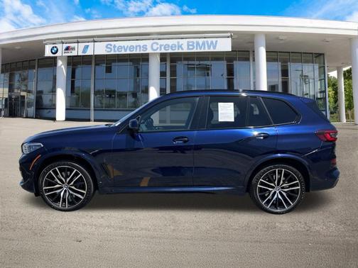2021 BMW X5 M50i