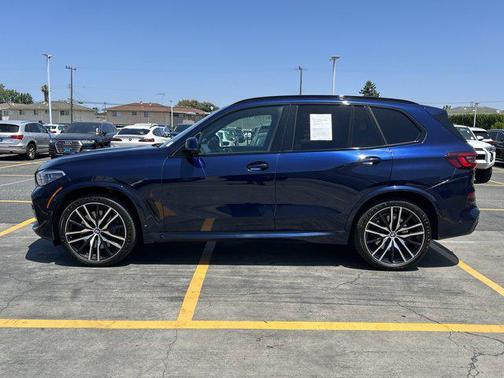 2021 BMW X5 M50i