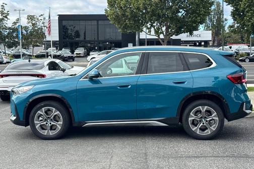 Blue Bay Lagoon Metallic 2025 BMW X1 xDrive28i
