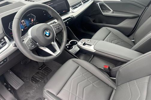 Space Silver Metallic 2026 BMW X1 xDrive28i