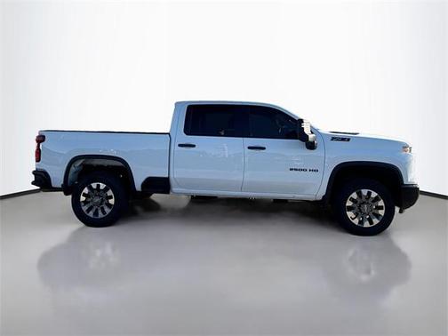 2024 Chevrolet Silverado 2500 Custom
