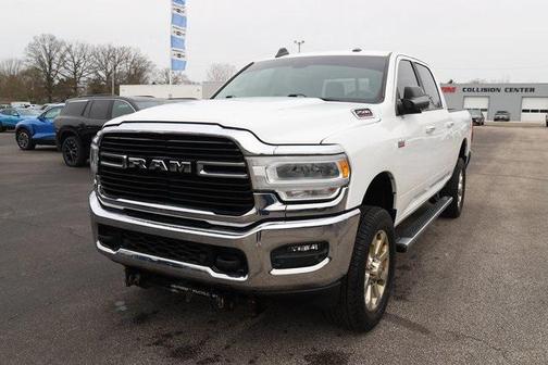 2019 RAM 2500 Big Horn Crew Cab 4x4 6'4' Box