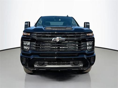 2025 Chevrolet Silverado 2500 Custom