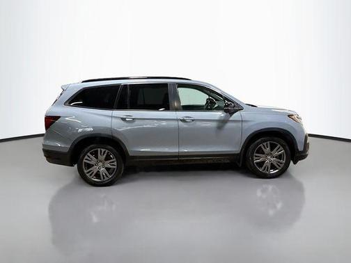Sonic Gray Pearl 2022 Honda Pilot AWD Sport