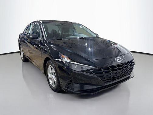 Phantom Black 2021 Hyundai ELANTRA SE