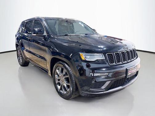 Diamond Black Crystal Pearlcoat 2020 Jeep Grand Cherokee High Altitude