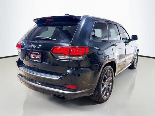 Diamond Black Crystal Pearlcoat 2020 Jeep Grand Cherokee High Altitude