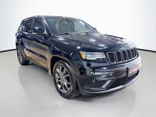 Diamond Black Crystal Pearlcoat 2020 Jeep Grand Cherokee High Altitude