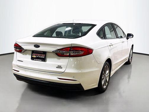 Oxford White 2020 Ford Fusion Hybrid SE