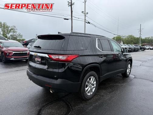 2020 Chevrolet Traverse LT Cloth