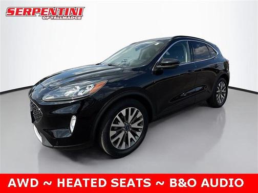 2020 Ford Escape Titanium