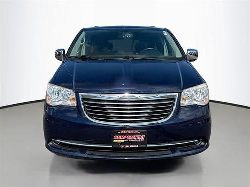 2014 Chrysler Town & Country Touring-L