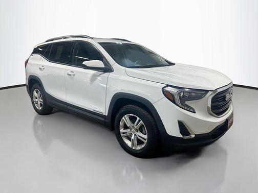 Summit White 2018 GMC Terrain SLE