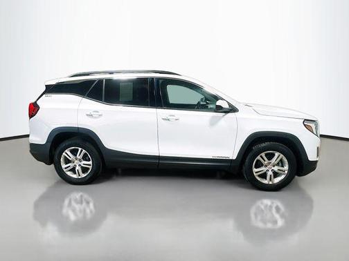 Summit White 2018 GMC Terrain SLE