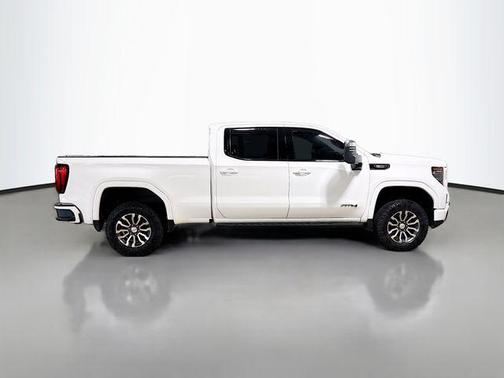 Summit White 2022 GMC Sierra 1500 AT4